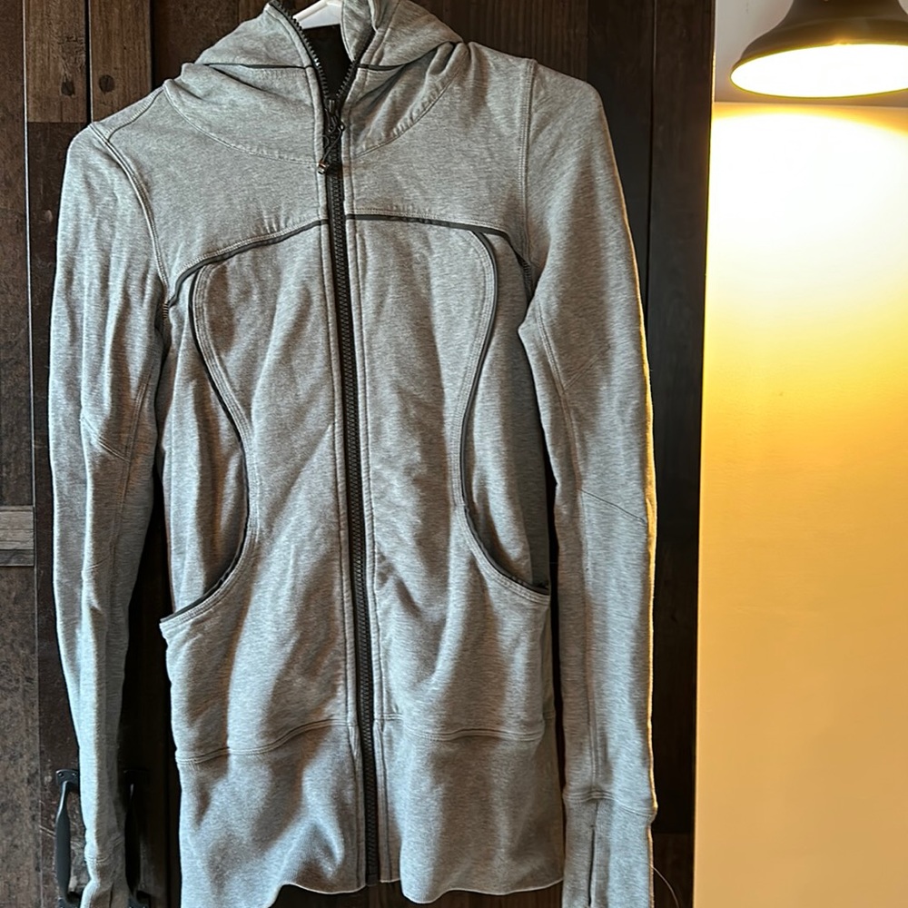 Lululemon zip up hoodie